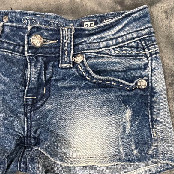 Miss Me Distressed Blue Jean Shorts Grunge Y2K Bikercore Sz 25 Indiesleeze - Picture 4 of 9